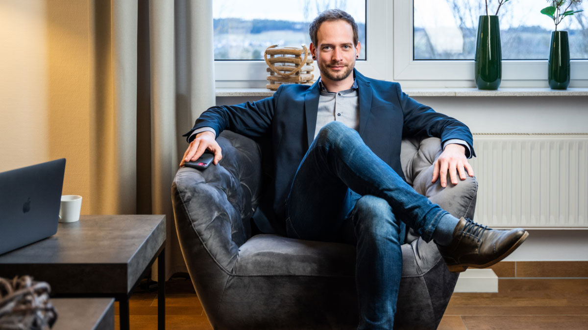 David Decker: Als Handwerksbetrieb konstant Bewerbungen erhalten