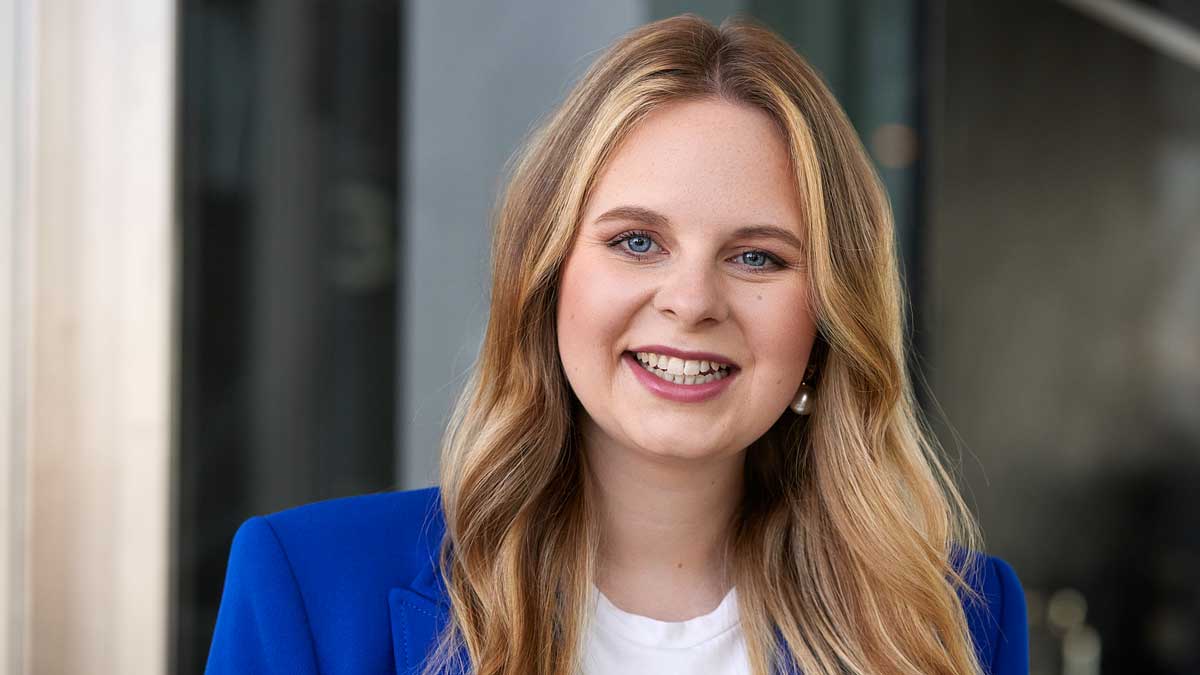Julia Schillmeier und Miriam Elbs von Azubi Solution