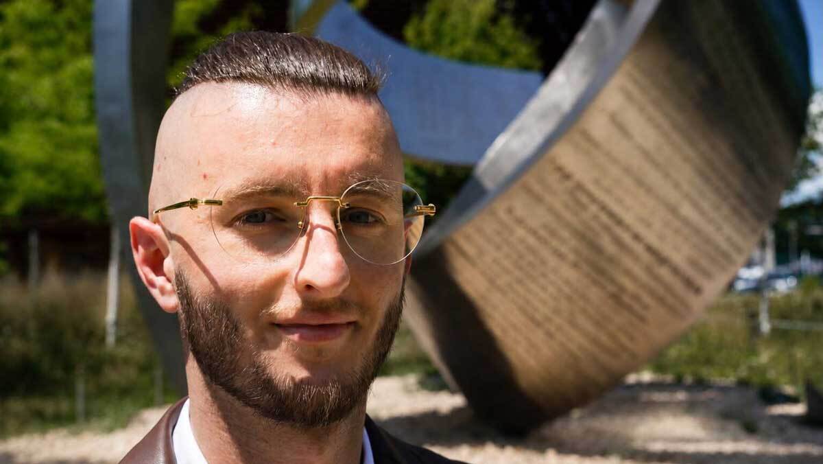 Das Thema Manifestieren ist in den letzten Jahren regelrecht explodiert. 